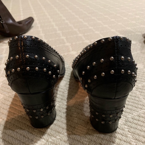 Prada Heels - Picture 7 of 7